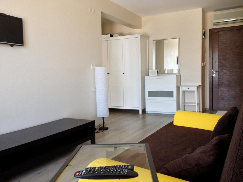 Nemrut Bay Otel Yenifoca Zimmer foto