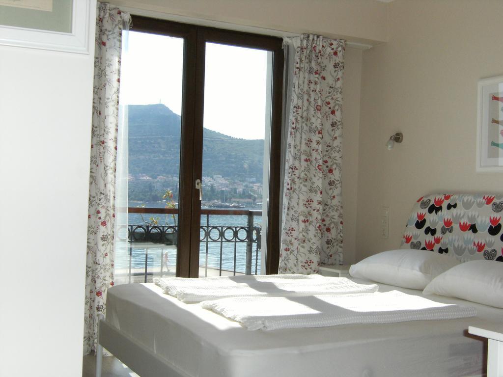 Nemrut Bay Otel Yenifoca Zimmer foto